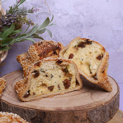 Flaouna Anari Cheese with Raisins - WILTON PATISSERIE