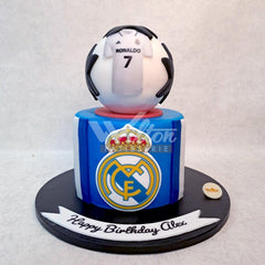 B.12.r FOOTBALL - Birthday Cakes - WILTON PATISSERIE