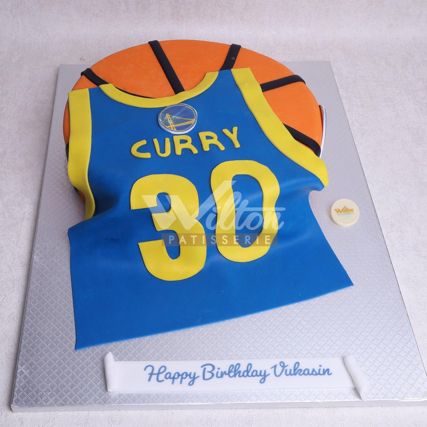 B.13.d BASKETBALL - Birthday Cakes - WILTON PATISSERIE