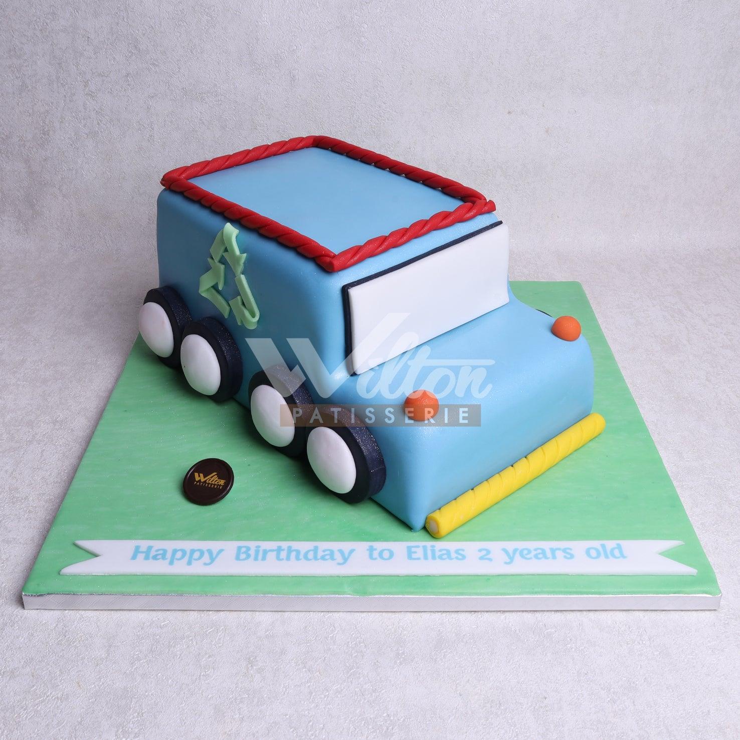 B.33.b RECYCLE CAR - Birthday Cakes - WILTON PATISSERIE