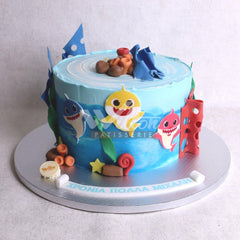 D.42.d BABY SHARK - Children Birthday Cakes - WILTON PATISSERIE