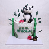 D.67.a PANDA - Children Birthday Cakes - WILTON PATISSERIE
