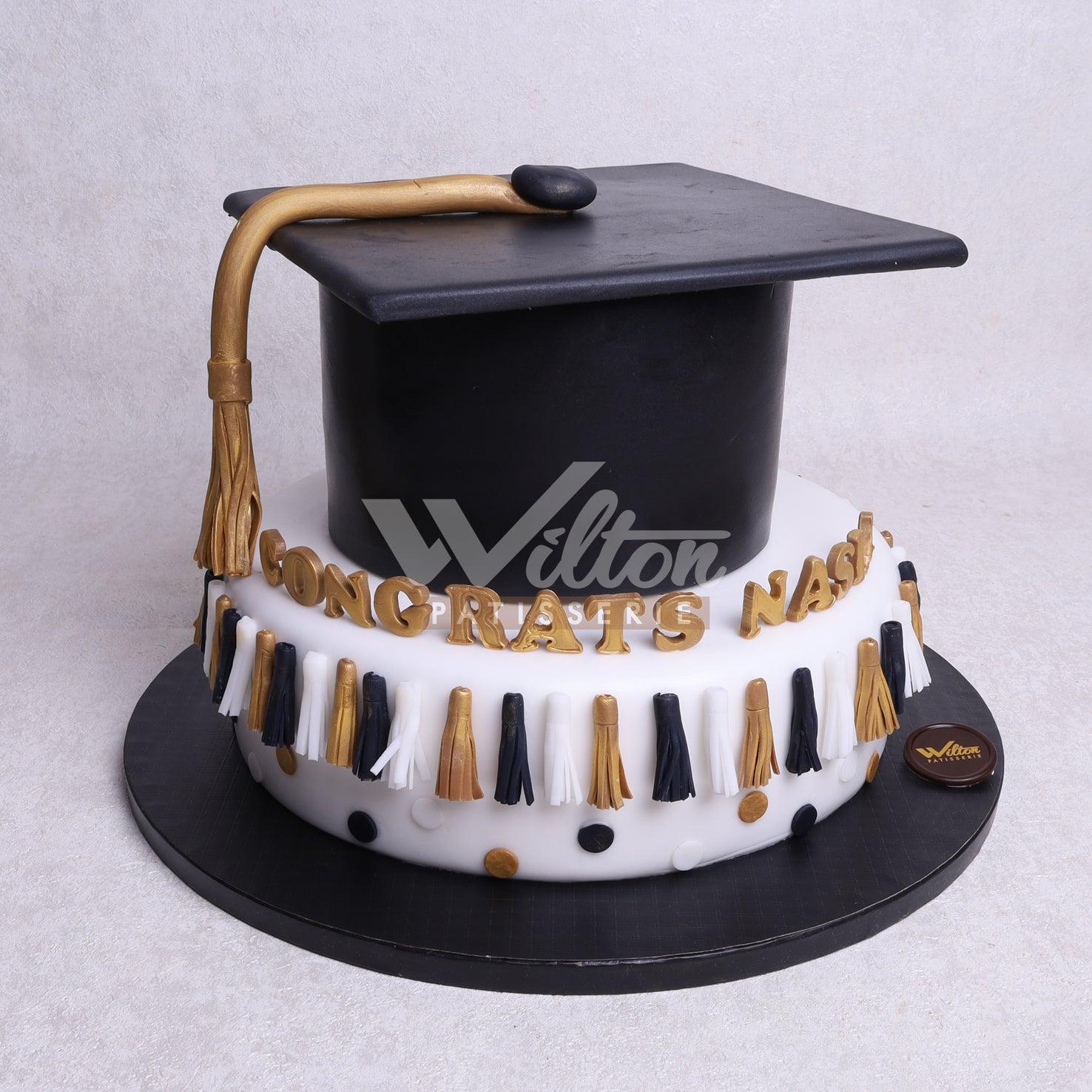 DD.29.f GRADUATION - Adult Birthday Cake - WILTON PATISSERIE