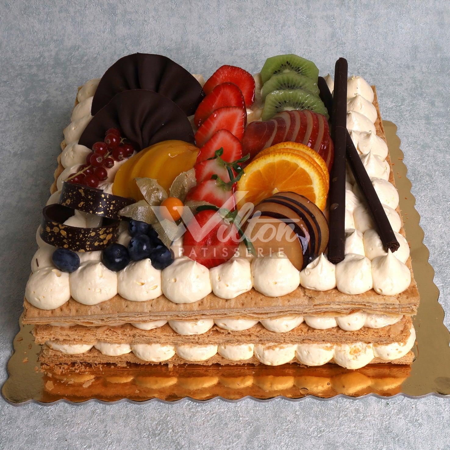 DD.40.b MILLE FEUILLE - Adult Birthday Cake - WILTON PATISSERIE