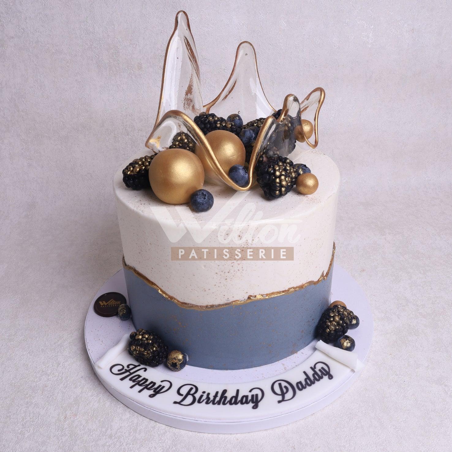 DD.53.a ARTISTIC - Adult Birthday Cake - WILTON PATISSERIE