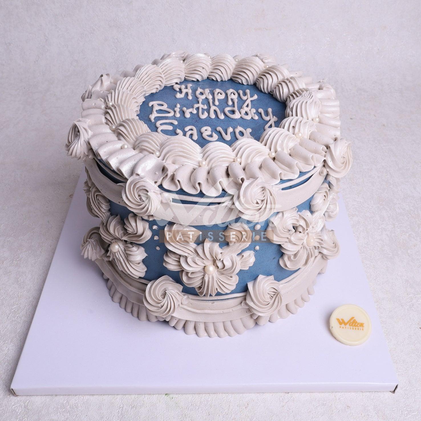 DD.53.g ARTISTIC - Adult Birthday Cake - WILTON PATISSERIE