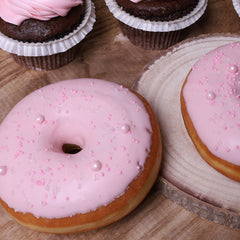 Donuts with 1 Color Chocolate & Decors - WILTON PATISSERIE