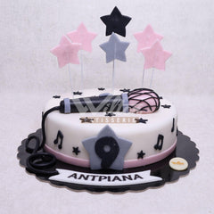 G.34.b MUSIC - Birthday Cakes - WILTON PATISSERIE