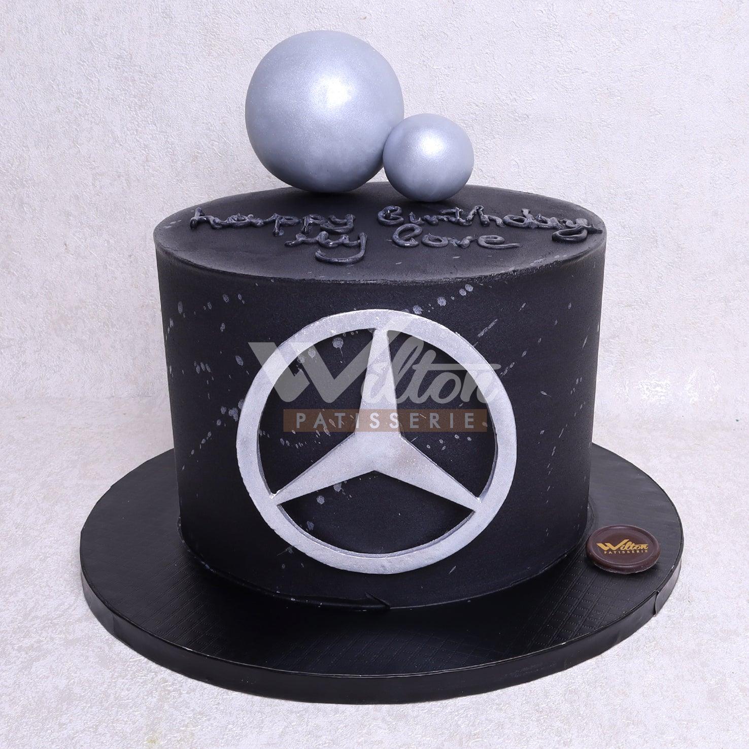 M.3.g CAR - Men Birthday Cakes - WILTON PATISSERIE