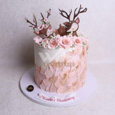 V.34.a DEERS - Christening Cake - WILTON PATISSERIE