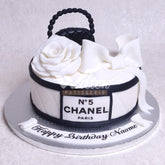 W1.b CHANEL - Women Birthday Cakes - WILTON PATISSERIE