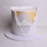 W23.h SIMPLE - Women Birthday Cakes - WILTON PATISSERIE