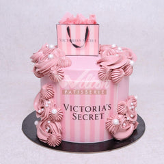 W31.a VICTORIA SECRET - Women Birthday Cakes - WILTON PATISSERIE