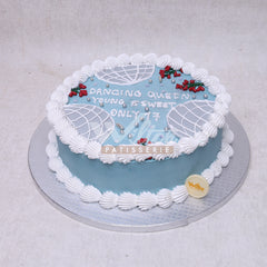 W39.a DANCING QUEEN - Women Birthday Cakes - WILTON PATISSERIE