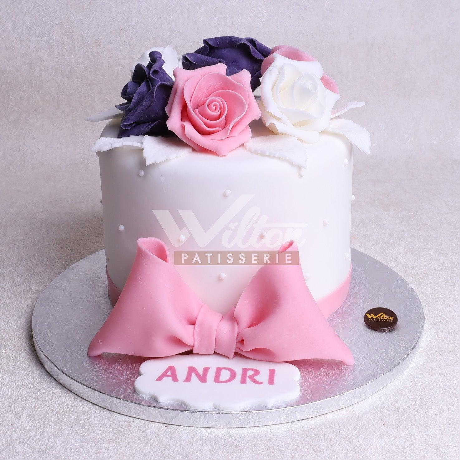 W6.29 FLOWERS - Women Birthday Cakes - WILTON PATISSERIE