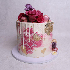W6.54 FLOWERS - Women Birthday Cakes - WILTON PATISSERIE