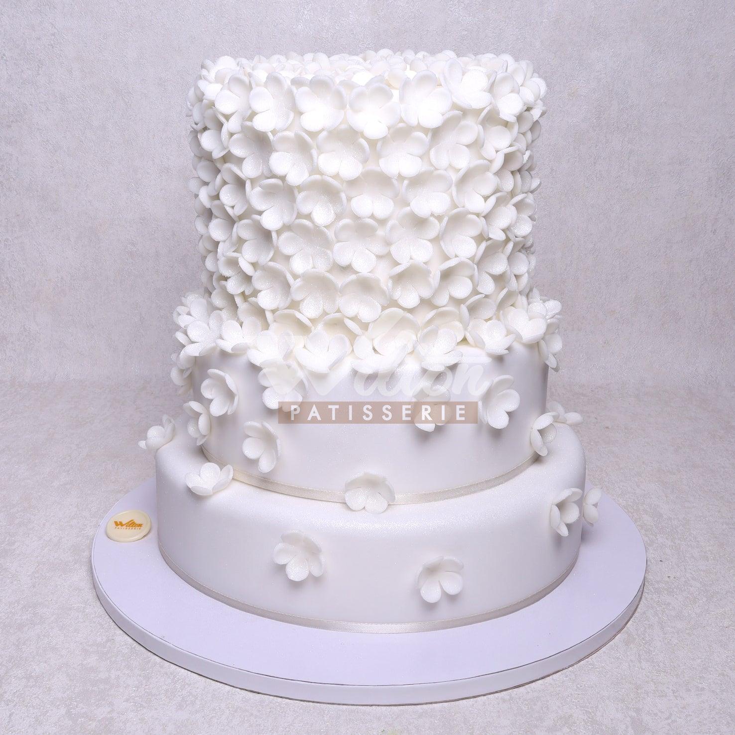 WE6.b SMALL FLOWERS - Wedding Cakes - WILTON PATISSERIE