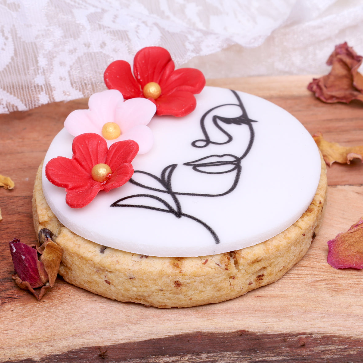 Women's Day Biscuits - WILTON PATISSERIE