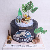 B.15.a DINOSAURS - Birthday Cakes - WILTON PATISSERIE