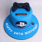 B.8.a PLAY STATION - Birthday Cakes - WILTON PATISSERIE