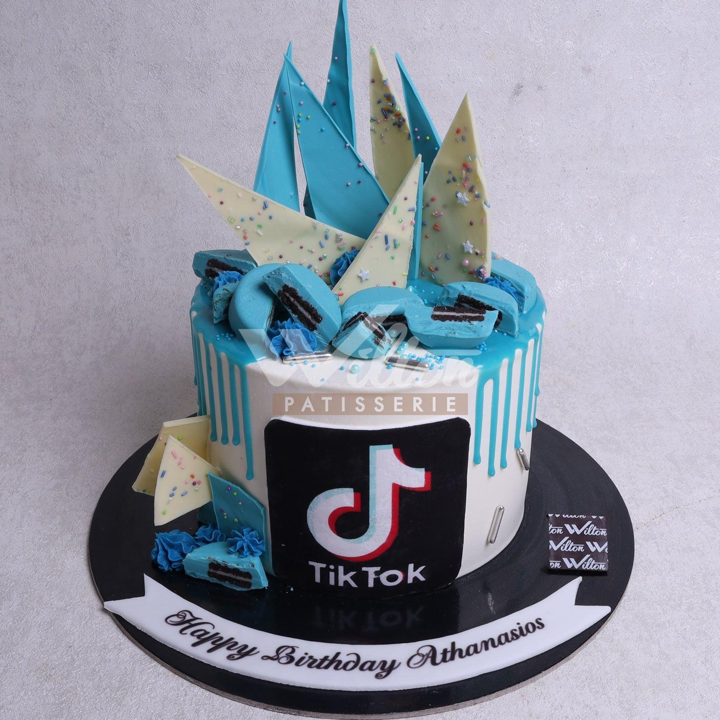 D.1.c TIK TOK - Children Birthday Cakes - WILTON PATISSERIE