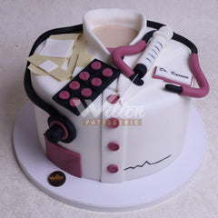 DD.12.a DOCTOR - Adult Birthday Cake - WILTON PATISSERIE