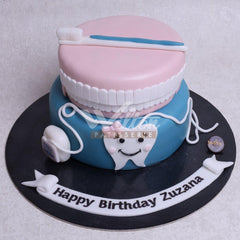 DD.13.a DENTIST - Adult Birthday Cake - WILTON PATISSERIE