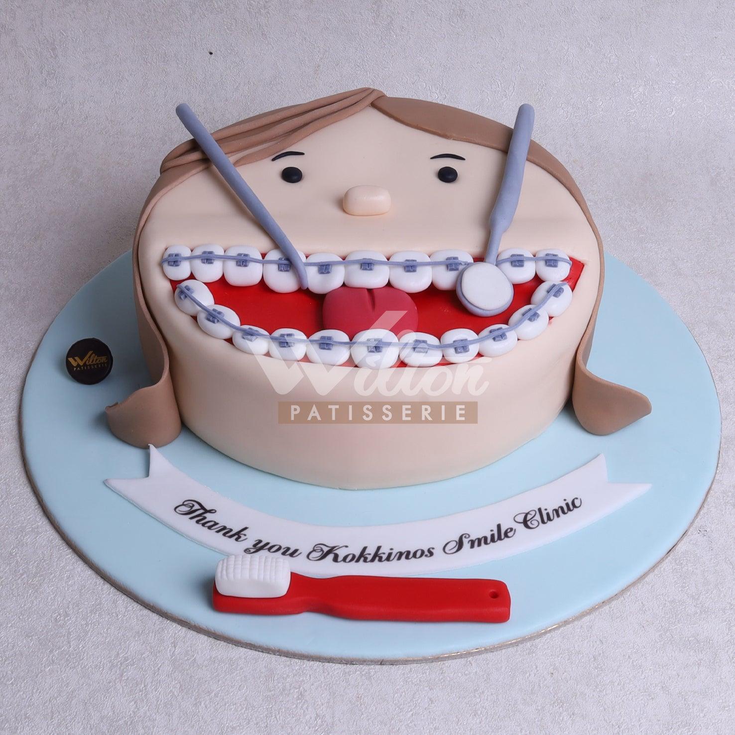DD.13.b DENTIST - Adult Birthday Cake - WILTON PATISSERIE