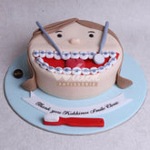 DD.13.b DENTIST - Adult Birthday Cake - WILTON PATISSERIE