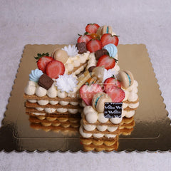DD.41.a NUMBER 4 - Adult Birthday Cake - WILTON PATISSERIE