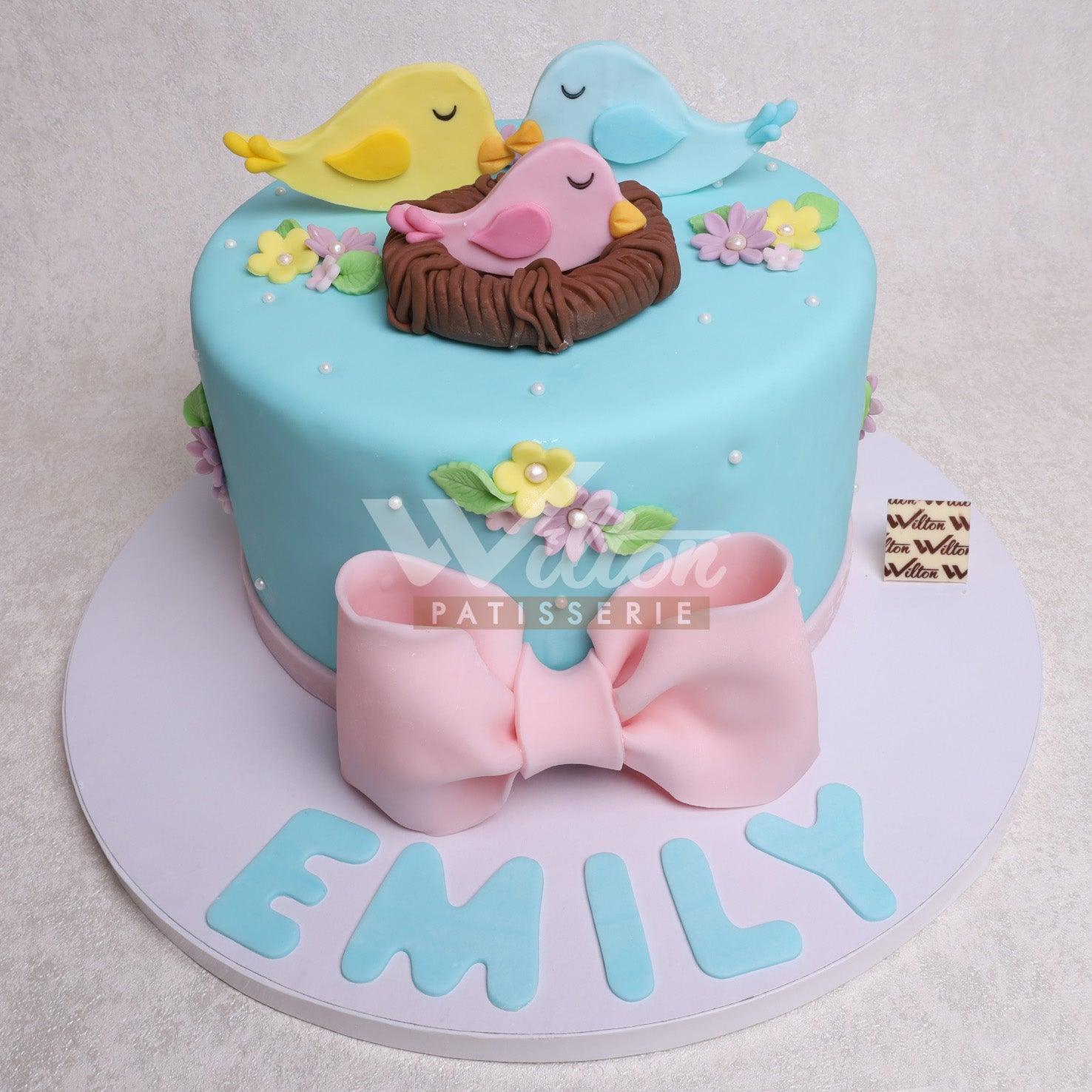 G.19.a BIRDS - Birthday Cakes - WILTON PATISSERIE