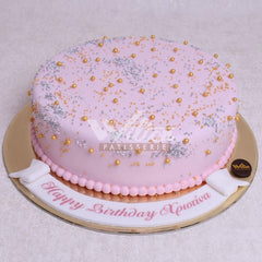 G.29.a PEARLS - Birthday Cakes - WILTON PATISSERIE
