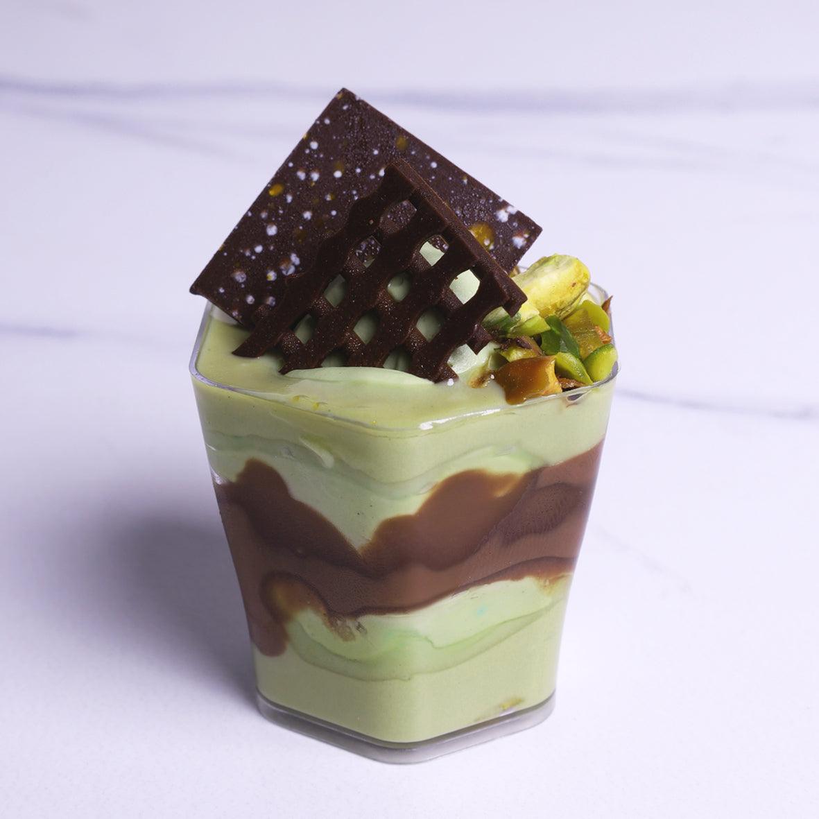 Spongecake with Pistachio Cream (in a cup) - Coctail Sweets - WILTON PATISSERIE