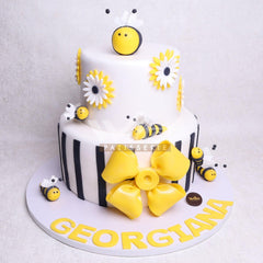 V.11.a BEES - Christening Cake - WILTON PATISSERIE
