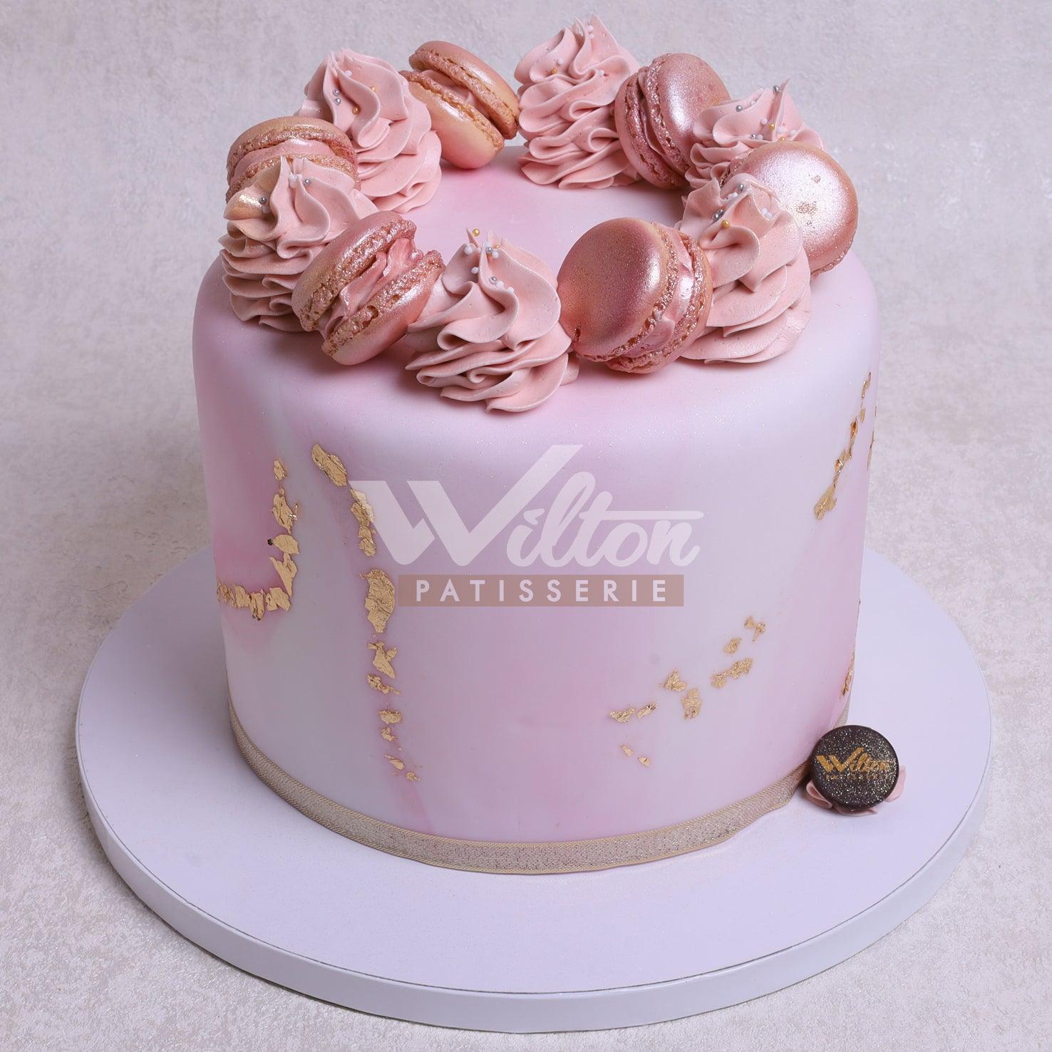 W5.6 MACARONS - Women Birthday Cakes - WILTON PATISSERIE