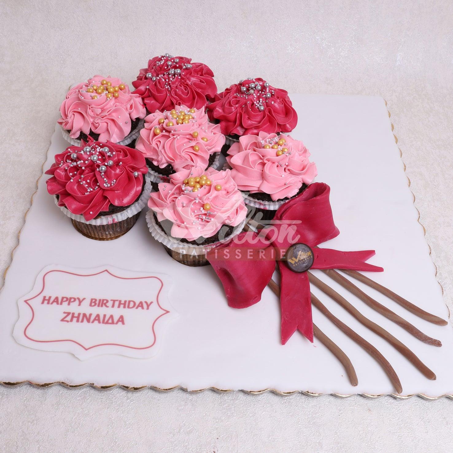 W6.24 BOUGUET - Women Birthday Cakes - WILTON PATISSERIE