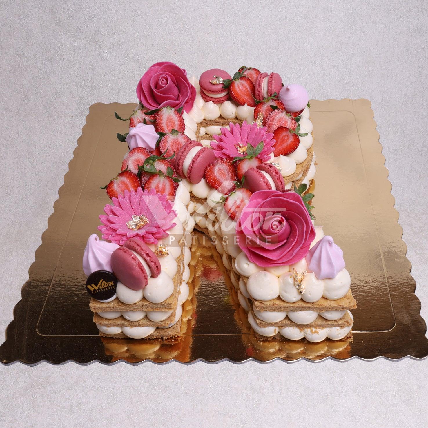 W7.a LETTER - Women Birthday Cakes - WILTON PATISSERIE