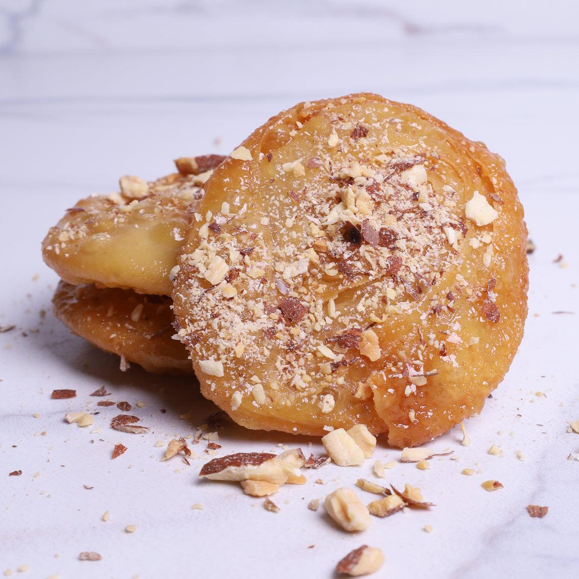 Pischia Pie - Fried Treats - WILTON PATISSERIE