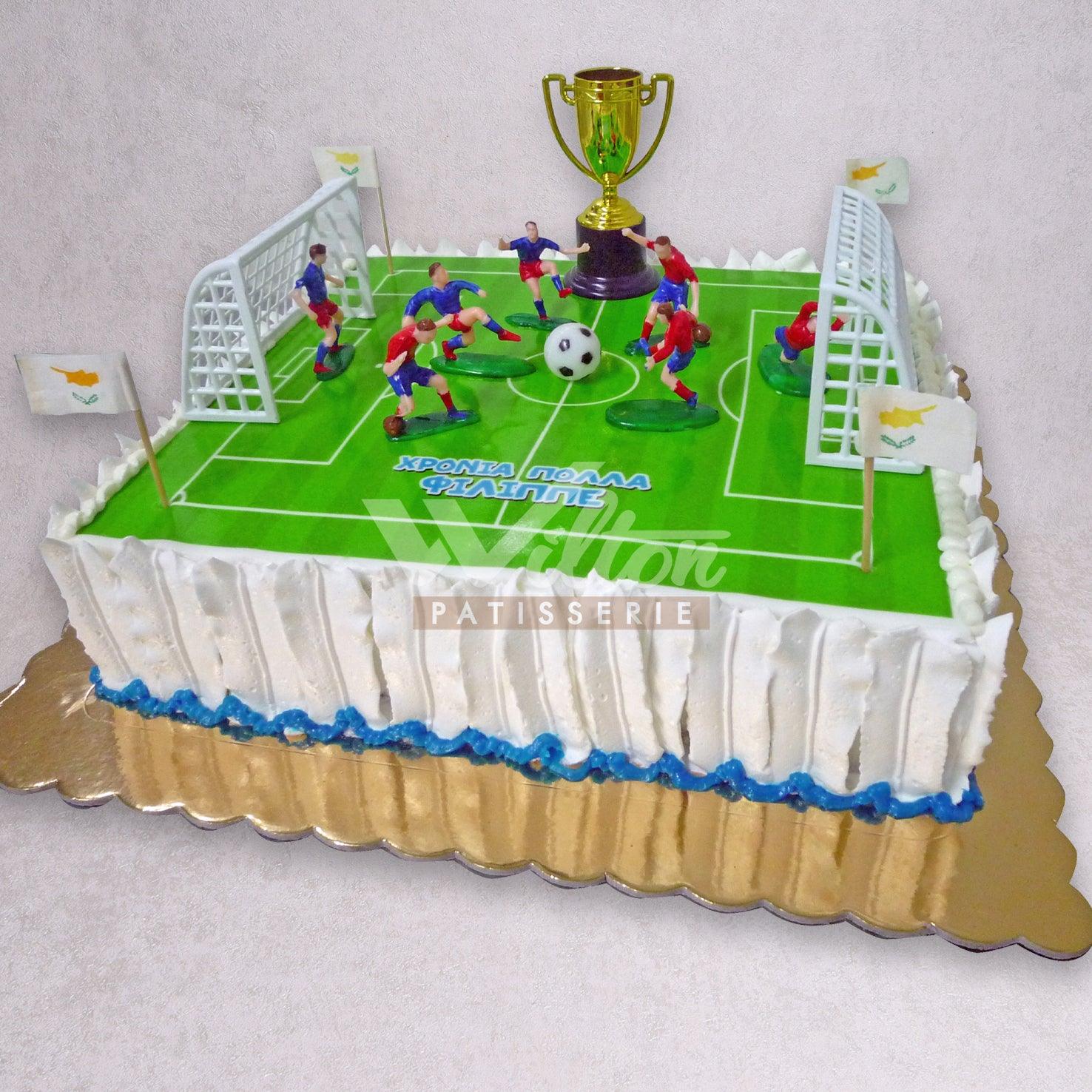 B.12.xK FOOTBALL - Birthday Cakes - WILTON PATISSERIE