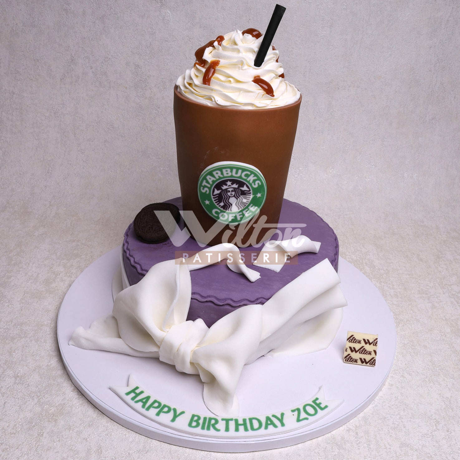 DD.25.a STARBUCKS - Adult Birthday Cake - WILTON PATISSERIE
