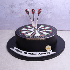 M.26.b DARTS - Men Birthday Cakes - WILTON PATISSERIE