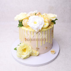 W6.73 FLOWERS - Women Birthday Cakes