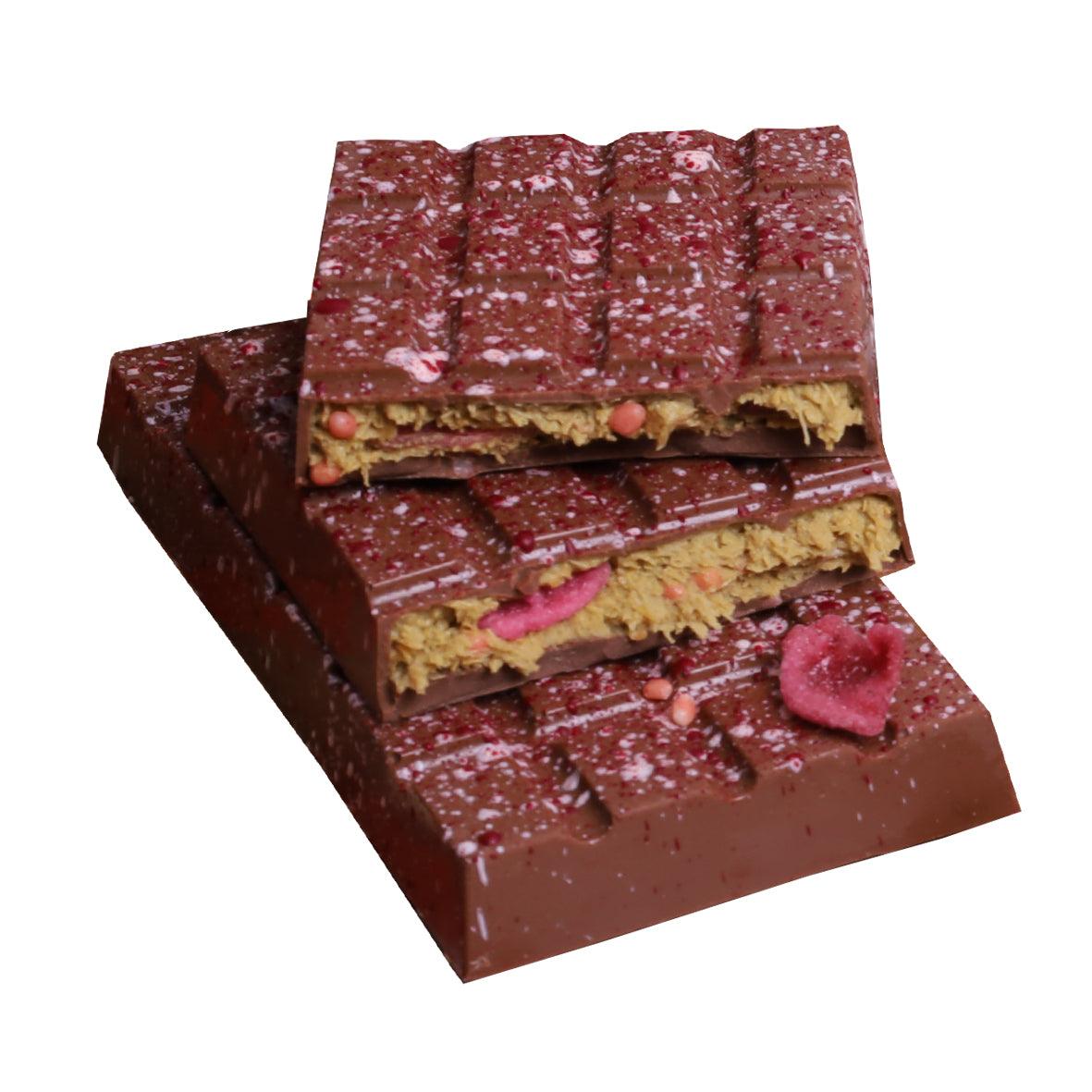 Pistachio with Rose Petals & Crispy Fizzy Strawberry - WILTON PATISSERIE