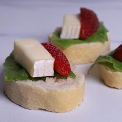 Brie Cheese with Strawberry - Canape - WILTON PATISSERIE