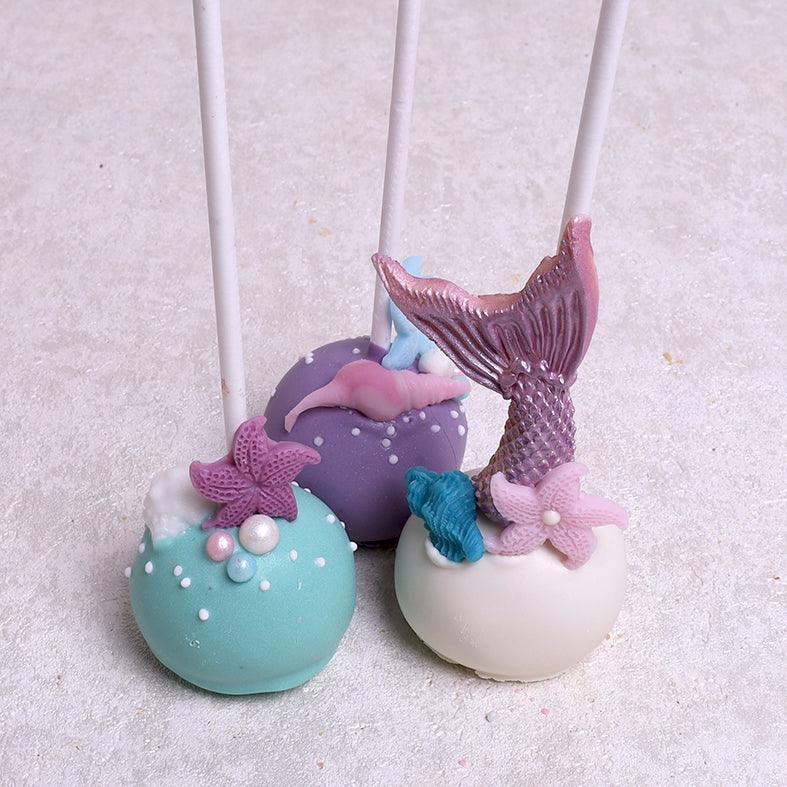 Pop Cakes with Shapes and 2D Design - WILTON PATISSERIE