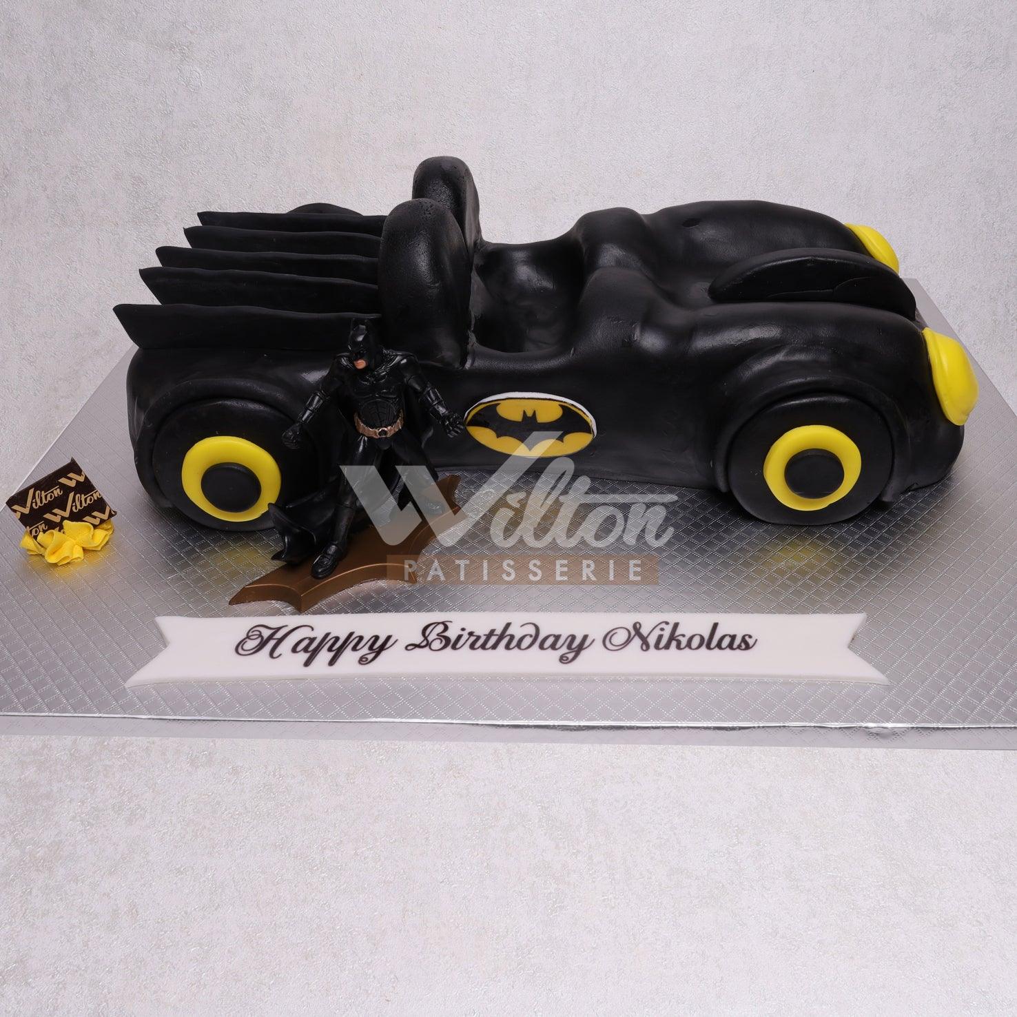 B.2.a BATMAN - Birthday Cakes - WILTON PATISSERIE