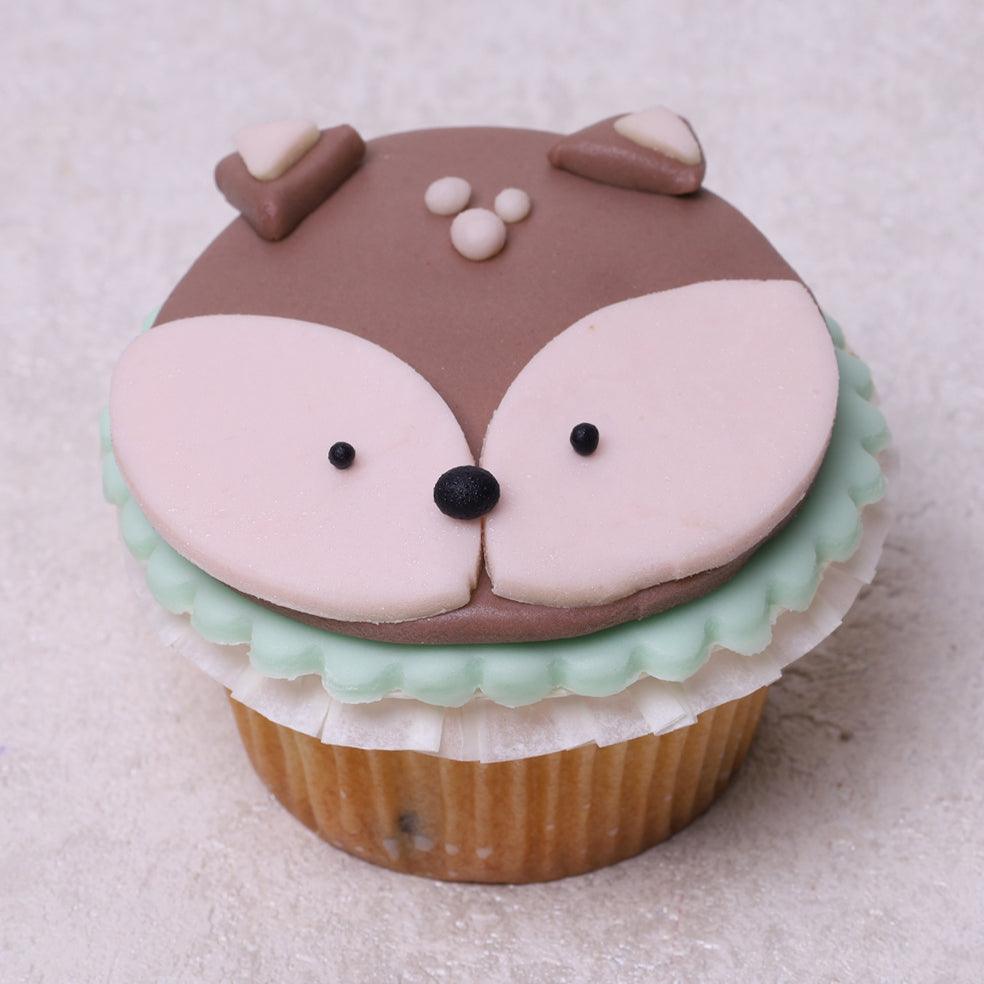 Muffins with 2D Design - WILTON PATISSERIE